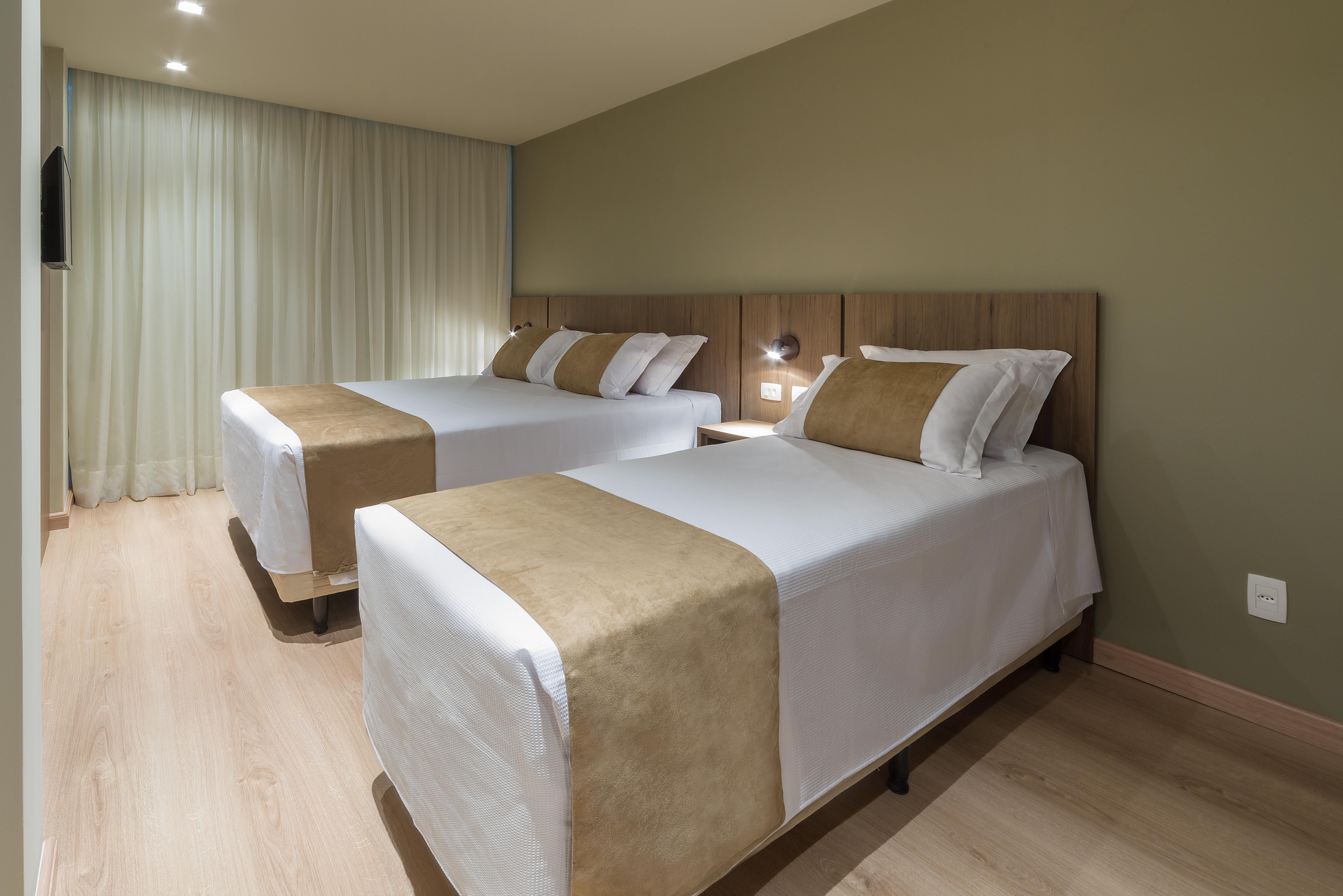 Hotel Laghetto Vivace Канела Екстериор снимка