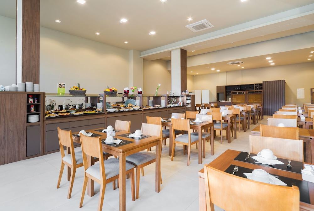 Hotel Laghetto Vivace Канела Екстериор снимка