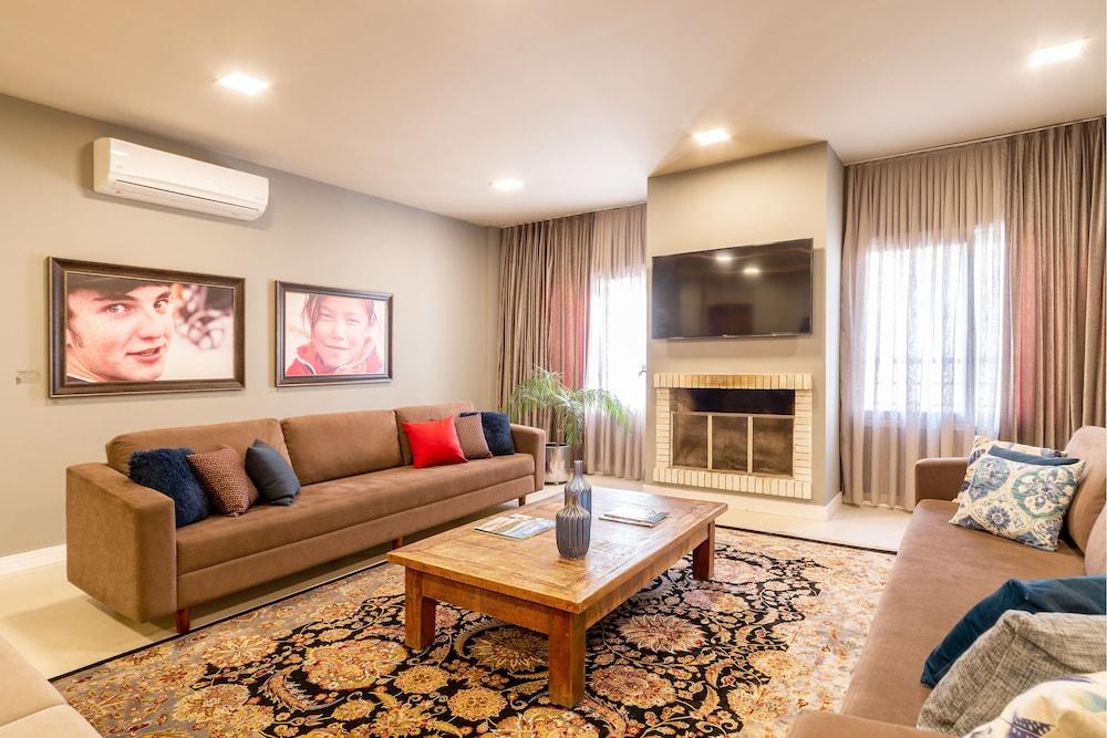 Hotel Laghetto Vivace Канела Екстериор снимка
