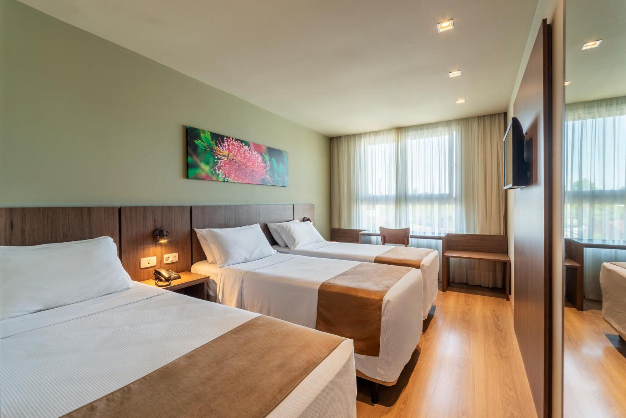 Hotel Laghetto Vivace Канела Екстериор снимка