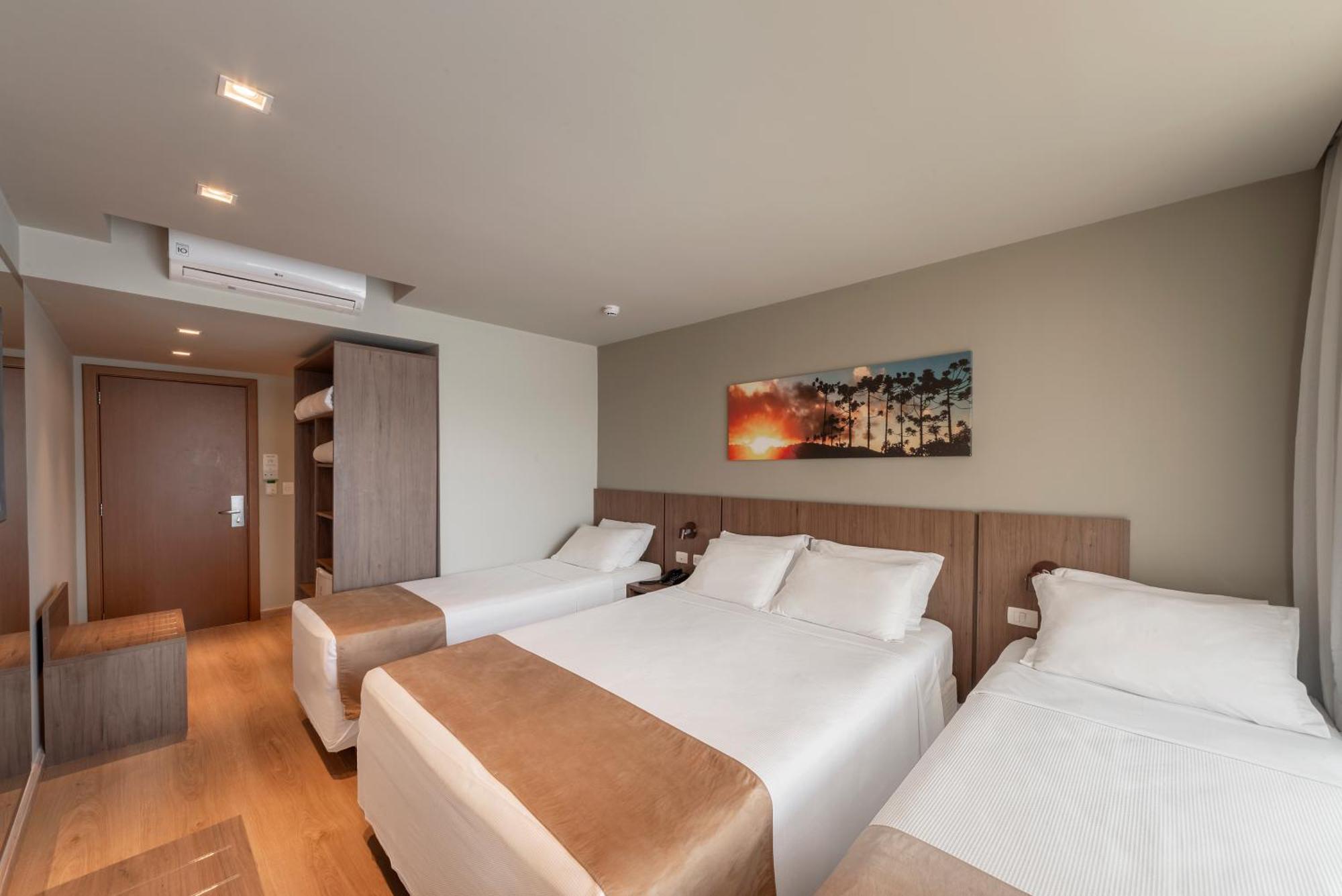 Hotel Laghetto Vivace Канела Екстериор снимка