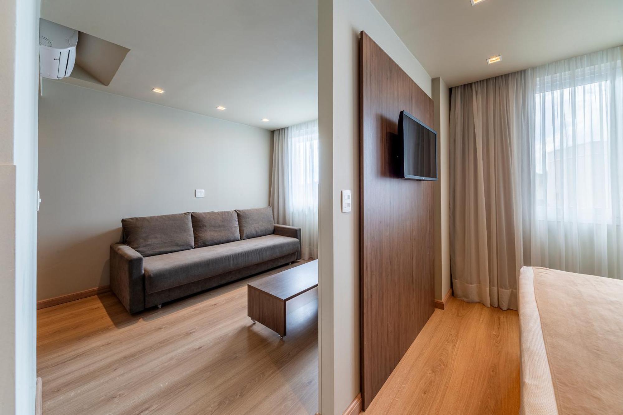 Hotel Laghetto Vivace Канела Екстериор снимка