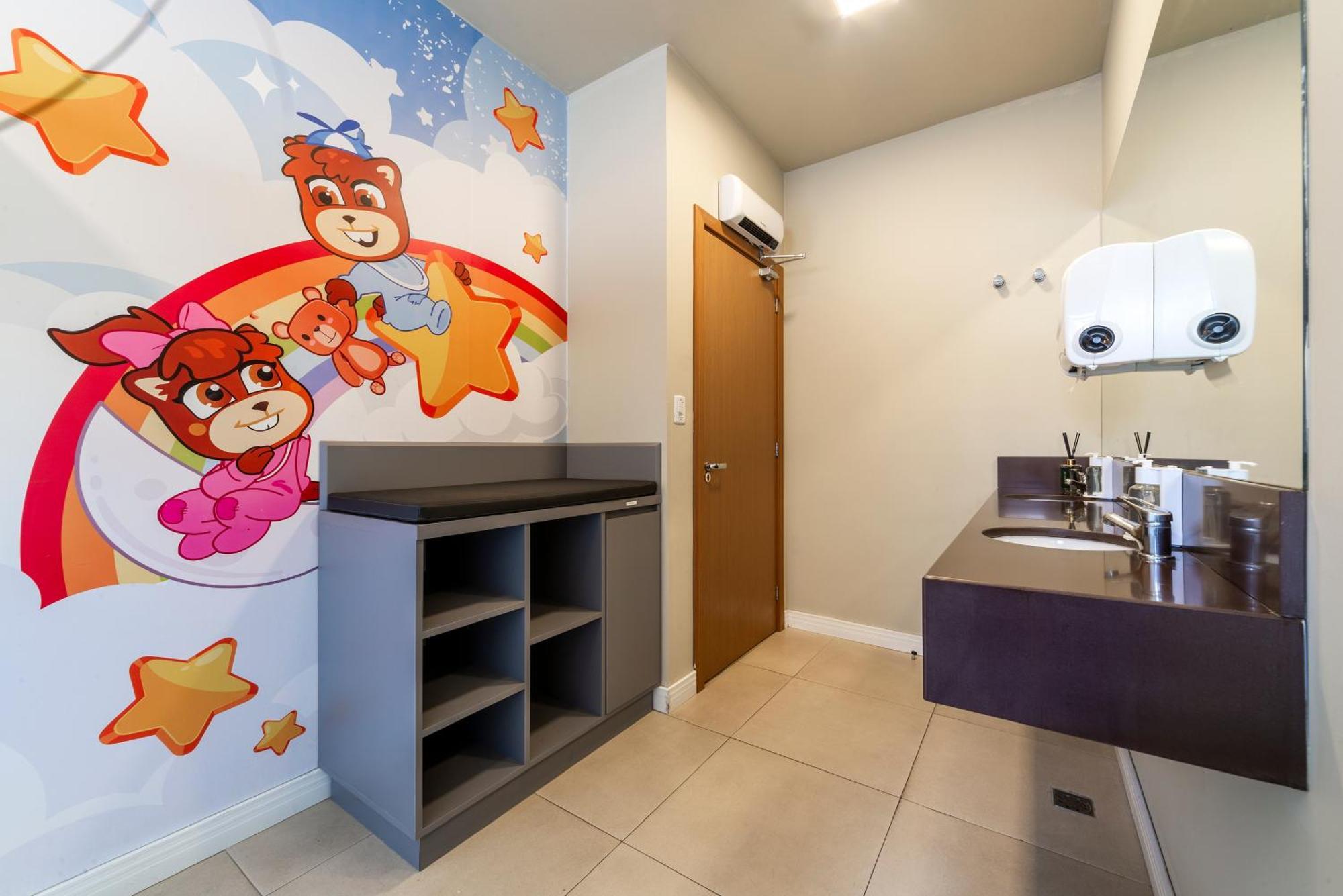 Hotel Laghetto Vivace Канела Екстериор снимка