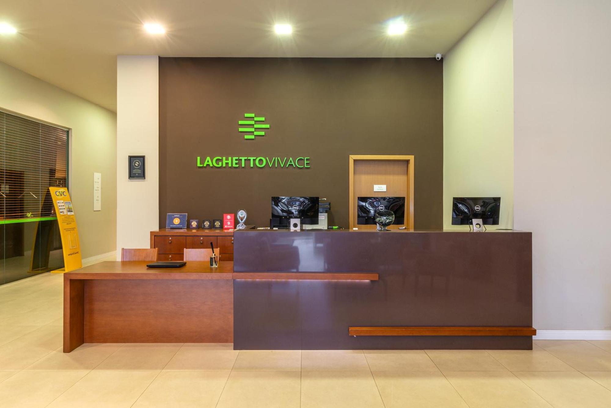 Hotel Laghetto Vivace Канела Екстериор снимка